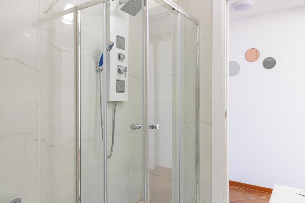 Gold Oasi - Business Solution Aparthotel Ferrara Eksteriør bilde