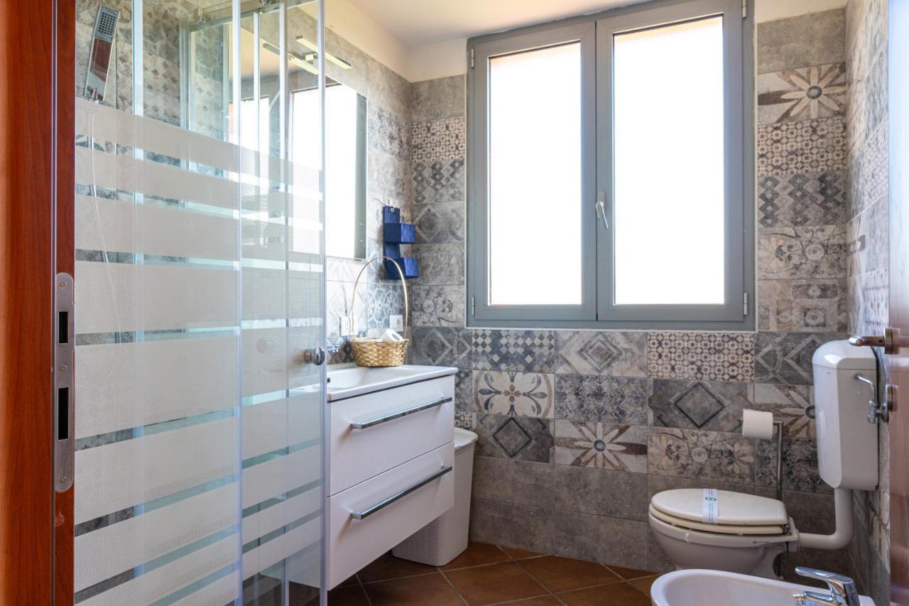 Gold Oasi - Business Solution Aparthotel Ferrara Eksteriør bilde