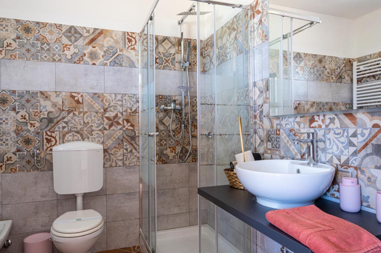 Gold Oasi - Business Solution Aparthotel Ferrara Eksteriør bilde